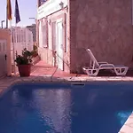 La Paloma Ii كاليبي