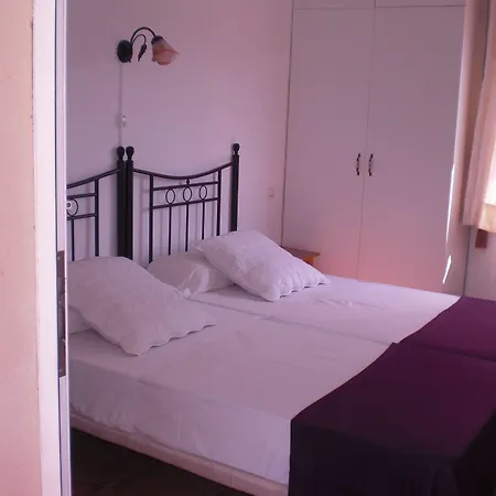 La Paloma Ii Πανσιόν 3*