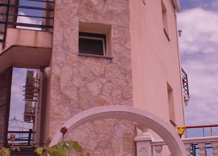 La Paloma Ii Guest house 3*