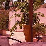 Pensión Residencial La Paloma Ii 3*