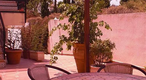 Πανσιόν La Paloma Ii 3*